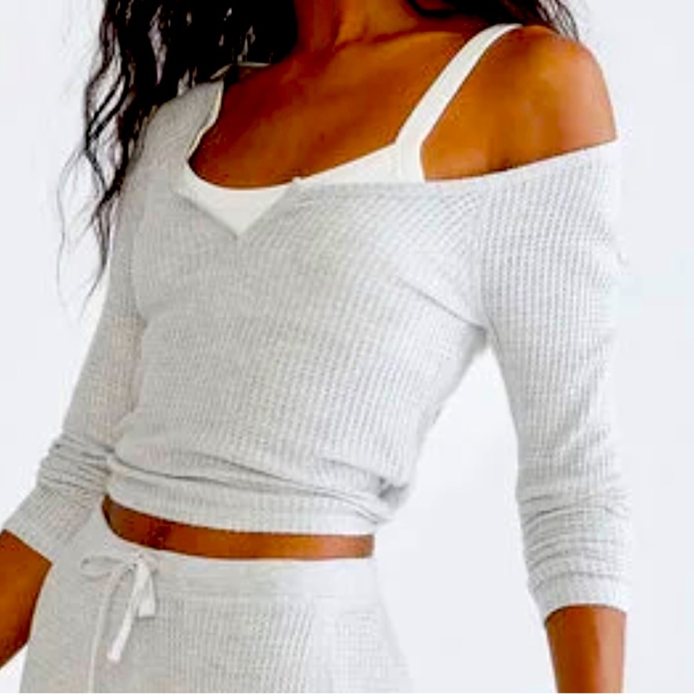 Women’s Aeropostale 2 piece waffle sleep set size medium